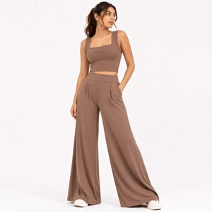 Conjunto de poliéster ecológico de diseño, conjunto holgado de calidad premium, conjunto elegante sin cuello de 2 piezas, conjunto de descanso suave y elástico para mujer - Product Image 6