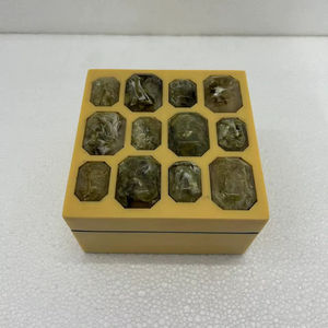 Boîte à bijoux artisanale moderne et antique en résine incrustée, couleurs et design personnalisables, pour la décoration intérieure et les mariages (vente en gros) - Product Image 1