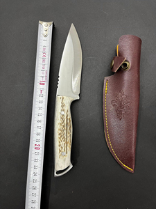 Cuchillo de Caza con Hoja de Acero de Alto Contenido de Carbono, Mango Ergonómico de Madera, Personalizable OEM, Punta Caída, Premium, Hecho a Mano, Hoja Fija - Product Image 5