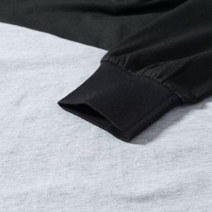 Chemise boutonnée décontractée pour homme, noire, à manches courtes, respirante, 100 % polyester tricoté, coupe classique, couleur unie, logo frontal, teinte unie - Product Image 4