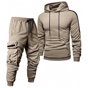 Ensemble de survêtement beige à capuche pour homme, manches longues, couleur unie, jogging décontracté avec poches latérales, vêtements d'automne, respirant, polyester et coton - Product Image 1
