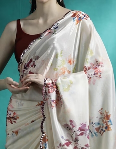 Sari de Seda Moderno y Elegante de Diseño KV con Blusa Sin Coser para Fiestas y Eventos - Product Image 3