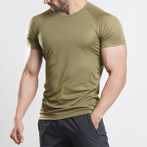 T-shirt de sport slim fit pour homme, respirant, pour l'entraînement et la gym, vêtements de sport, fabricant OEM en gros - Product Image 6