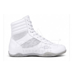 Chaussures de boxe athlétiques de pointe offrant une mobilité flexible et des chaussures de boxe durables fabriquées au Pakistan - Product Image 5
