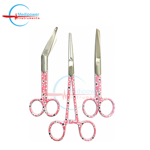 Tijeras Decorativas Medipower para Enfermeras, Juego de 3 Piezas: Pinzas para Arterias de 6 Pulgadas, Tijeras de Enfermería de 5 Pulgadas, Tijeras para Vendajes de 5.5 Pulgadas - Product Image 4