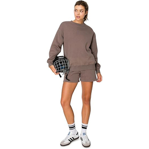 Shorts Forrados de Sherpa para Mujer, con Ribete de Piel Sintética, Cintura Alta, Bolsillos Laterales, Cordón Ajustable, Cómodos para el Invierno - Product Image 3