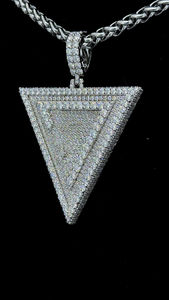 Triángulo de lujo VVS Mossanite Diamond Pendant Iced Out Hiphop Jewelry Initial Logo 925 Sliver Hiphop Custom Moissanite Pendant - Product Image 6