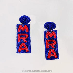 Boucles d'oreilles bohèmes faites à la main avec perles florales, bijoux unisexes multicolores pour les jours de match sportif ou les cadeaux - Product Image 4