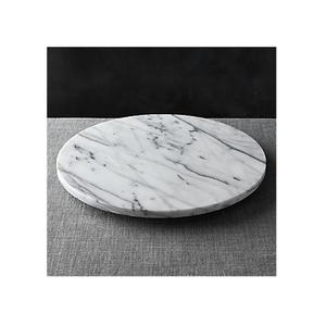 Planche à découper compacte en marbre pour petits espaces de cuisine, offrant une surface de découpe pratique avec une finition élégante en pierre - Product Image 1