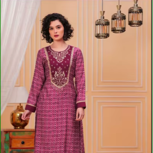 Conjunto de Kurta Asimétrica Bordada con Zari para Mujer - Product Image 1