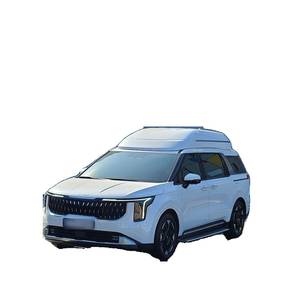 Kia Carnival 2024, Limusina de Techo Alto para 9 Pasajeros, Gasolina, Caja de Cambios Automática, Asientos de Cuero, Cámara Trasera, 7,011 km - Product Image 1