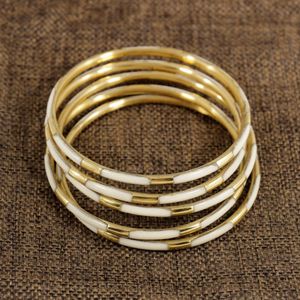 Bracelets en laiton et résine faits à la main, style ethnique indien traditionnel, plaqués or, bijoux de mariage tendance pour femmes, fournisseur en gros - Product Image 5