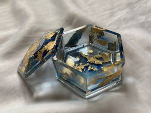 Handmade Epoxy <b>Resin</b> Jewelry Box With Gold Leaf Inlay Hexagonal Shape Decorative Trinket Box Home Decoration Gift <b>Resin</b> <b>Crafts</b> - Product Image 5