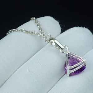 Collier pendentif triangle en argent sterling 925 bicolore avec tanzanite, pierre de naissance de décembre, cadeau de Noël - Product Image 3