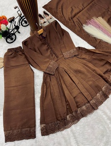 Costume Anarkali traditionnel marron pour fille avec dentelle, coupe ample, pour mariage et festivals, de Samp Corporation - Product Image 3