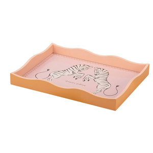 Plateau de service laqué à imprimé zèbre au design audacieux, fait main, accent décoratif pour la maison, OEM disponible, plateau au design personnalisé - Product Image 5