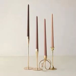 เชิงเทียนโลหะสีดำทันสมัยแบบ 3 แขน สำหรับตกแต่งโต๊ะกลางบ้าน - Product Image 1