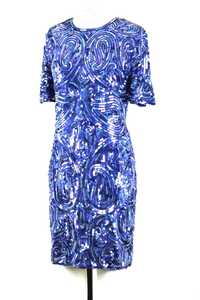 Robe de soirée vintage bleue à sequins et perles, à manches courtes, coupe fourreau, longueur thé, avec traîne chapelle et décolleté en U - Product Image 3