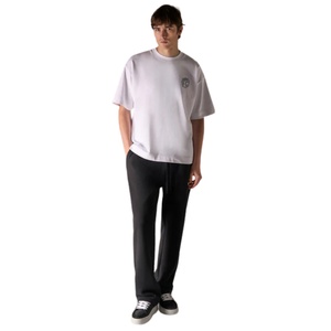 T-shirt en coton blanc surdimensionné pour homme, logo minimaliste sur la poitrine, streetwear, manches courtes, tee-shirt décontracté tendance, vente en gros, fabricant OEM - Product Image 6