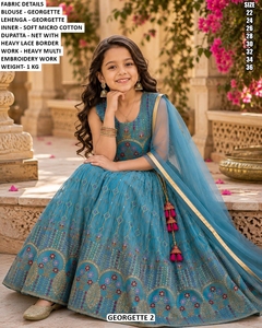 Lehenga Choli en Georgette Bandhani pour filles, avec broderies riches, longueur au sol, tenue traditionnelle indienne pour mariage, séchage rapide, toutes saisons - Product Image 2
