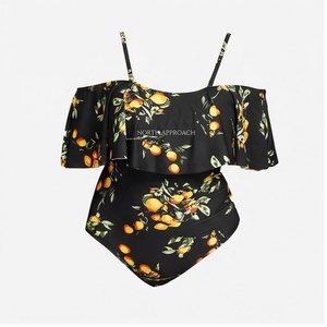 Ensemble de yoga 2 pièces imprimé papillon bleu avec finition dorée, body à col en V profond et jupe portefeuille longueur genou - Product Image 1