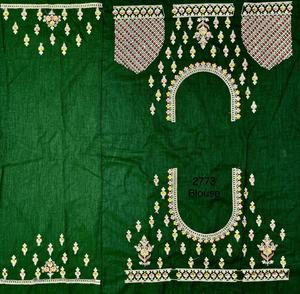 Lehenga Choli de Seda Blanca para Novia Musulmana, Diseño Personalizado, Sin Costuras, Bordado Personalizable, Precio Bajo 2024, FATEMA FASHION - Product Image 5