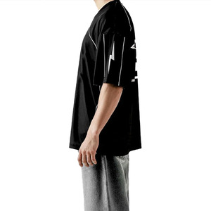 Maillot de football américain noir personnalisé en gros, 100 % polyester, maille respirante, vêtements de sport, t-shirts, maillot de football vintage pour les acheteurs américains - Product Image 3