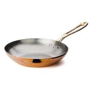 Poêle à frire en cuivre massif avec poignée en laiton, artisanale et martelée, pour la préparation culinaire professionnelle, usage domestique et hôtelier - Product Image 3