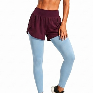 Shorts y leggings cómodos para uso diario, ropa de diseño flexible premium, leggings de yoga con cintura elástica superior para mujer - Product Image 1