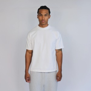 เสื้อยืดโอเวอร์ไซส์เนื้อหนักพรีเมียม 320 GSM ผ้าฝ้าย สตรีทแวร์ แบบเรียบ - Product Image 3