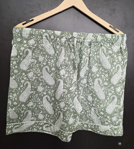 Ensemble de pyjama d'été en coton vert sauge imprimé à la main pour femme, haut à manches courtes boutonné, short décontracté, séchage rapide, respirant - Product Image 2