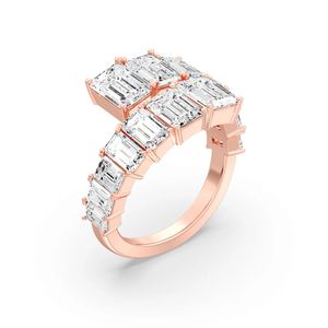 แหวนเพชรทรงเอเมอรัลด์คัทที่เพาะเลี้ยงในห้องปฏิบัติการสุดหรู - Product Image 5