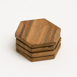 Ensemble de 4 dessous-de-verre hexagonaux en bois artisanal, en bois de Sheesham de qualité supérieure, avec élégantes rayures métalliques, pour la maison et le bureau - Product Image 2