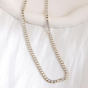 Collier en acier inoxydable de style minimaliste européen américain pour femmes, collier rétro à la mode, simple, serti de diamants - Product Image 3