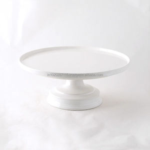 Support à gâteau rond en métal cuivré pour événements bohèmes rustiques et paramètres de célébration écologiques - Product Image 5