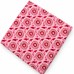 Tissu en coton peigné léger fait main jaune Pinksa Fashion, motif floral tissé, 90 GSM, 60S/60S, largeur 43/44 pouces, Rajasthan, pour bébés et enfants - Product Image 2