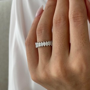 Anillo de media eternidad con diamantes cultivados en laboratorio de corte marquesa de 1.7 TCW, anillo de boda marquesa de oro blanco macizo de 14k - Product Image 6
