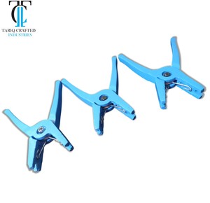 Alicate Aplicador de Etiquetas para Orejas de Ganado, Herramienta de Identificación Veterinaria, TARIQ CRAFTED INDUSTRIES - Product Image 2