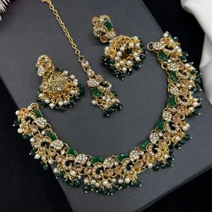 Parure de bijoux de luxe plaqué rhodium avec zircone blanche et diamant, collier ras-du-cou et boucles d'oreilles, cadeau de mariage, vente en gros transfrontalière - Product Image 4