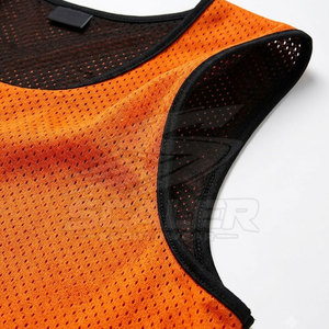 Ropa Deportiva de Alta Calidad para Equipos, Petos de Entrenamiento de Fútbol para Hombres, Mujeres y Jóvenes, Aptos para Deportes en Interiores y Exteriores - Product Image 6