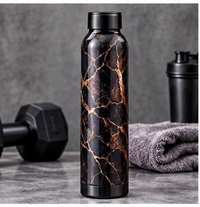 ขวดน้ำทองแดงทันสมัยสีดำลายเส้นทองแดงแบบพกพาสำหรับกิจกรรมกลางแจ้ง - Product Image 1