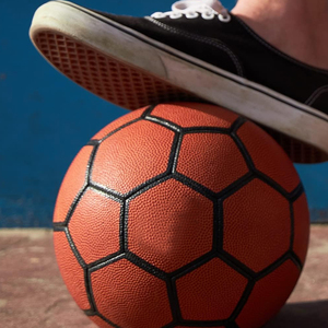 Ballon de football personnalisé en gros, créez votre propre design, en PU et PVC, pour l'entraînement - Product Image 3