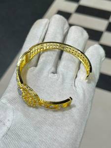 Pulsera de moda para mujer al por mayor, réplica de diamante indio Bhargavi, chapada en oro y rodio con circonitas, para bodas y fiestas nupciales - Product Image 3