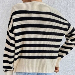 Sudadera Suéter de Mujer de Manga Larga con Hombros Caídos, 100% Poliéster, Cuello Redondo, Rayas Cómodas, Estilo Coreano, para Invierno - Product Image 2