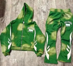 Conjunto Deportivo Unisex Rojo, Sudadera con Capucha y Pantalones Deportivos, Estampado Geométrico, Cierre de Cremallera de Manga Larga, Estilo Deportivo Urbano - Product Image 3