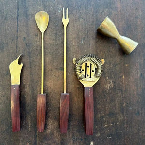 Ensemble d'outils de bar à manche en bois, qualité supérieure, accessoires élégants pour cocktails, idéal pour les bars à domicile, les amateurs de vin et les réceptions. - Product Image 1