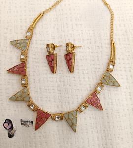 Magnifique ensemble de collier et boucles d'oreilles en moissanite de qualité supérieure, finition dorée, collection pour mariage - Product Image 3