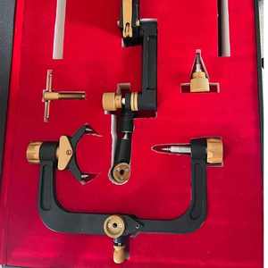 ชุดเครื่องมือถ่างไขสันหลังแบบมืออาชีพ ยี่ห้อเมย์ฟิลด์ รุ่นสามจุด ทำจากสแตนเลส สำหรับศัลยกรรมประสาทและศัลยกรรมสมอง - Product Image 5