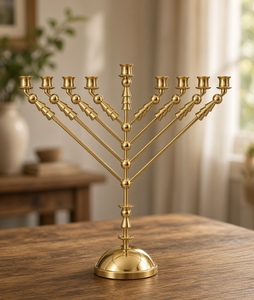 Candélabre Menorah à 9 Bras en Métal pour Décoration Religieuse Juive, Cérémonie de Synagogue, Célébration et Présentation à Domicile - Vente en Gros - Product Image 2
