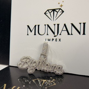 Colgante Personalizado de Oro Rosa Chapado en Oro con Corte Brillante, Diamantes VVS Iced, Colgantes Finos y Dijes Unisex - Product Image 4